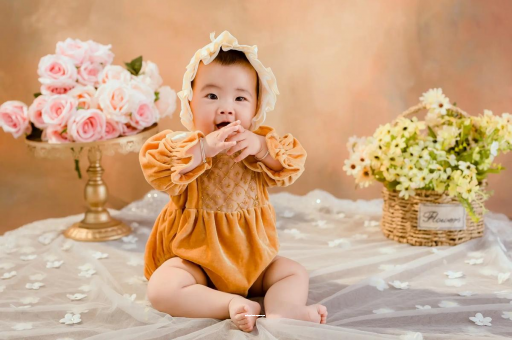 汝州宝宝多大可以吃水果